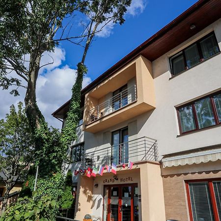 Grand Hotel Senica, Garni Exterior photo